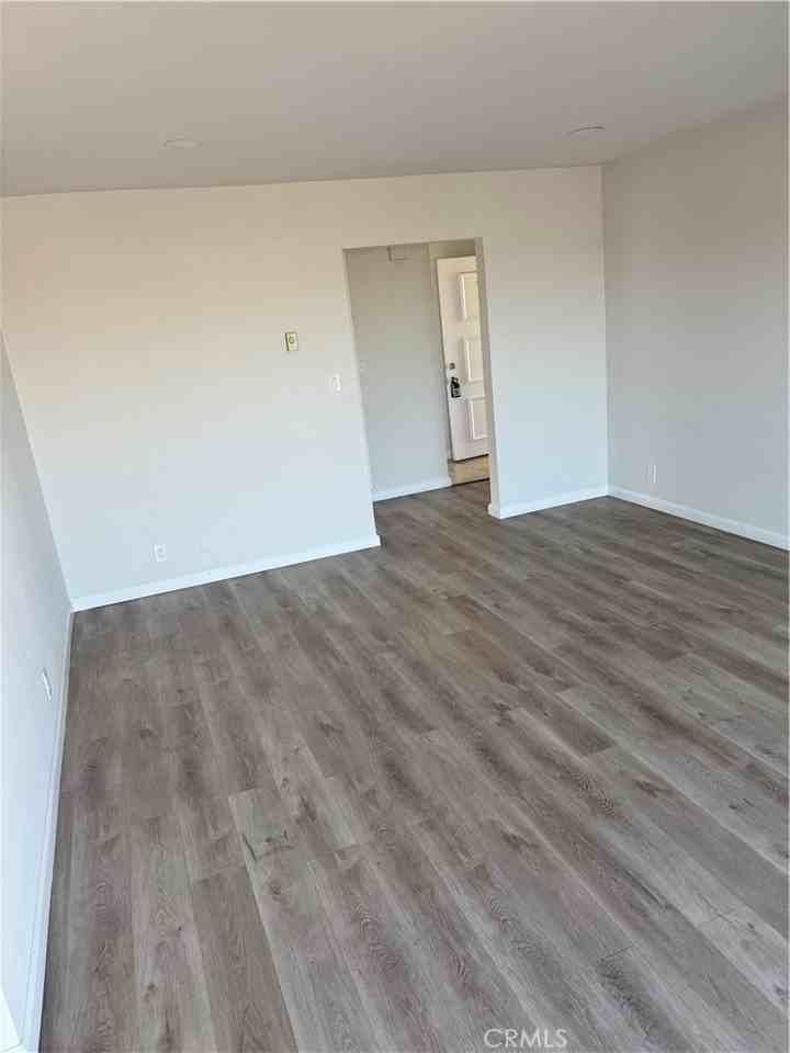 1221 S Meyler St #1221 - Photo 3 of 16