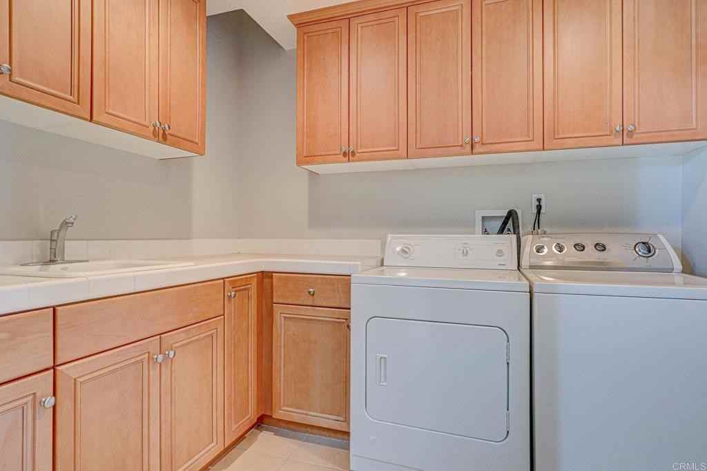 1575 S Escondido Blvd #1575 - Photo 6 of 6