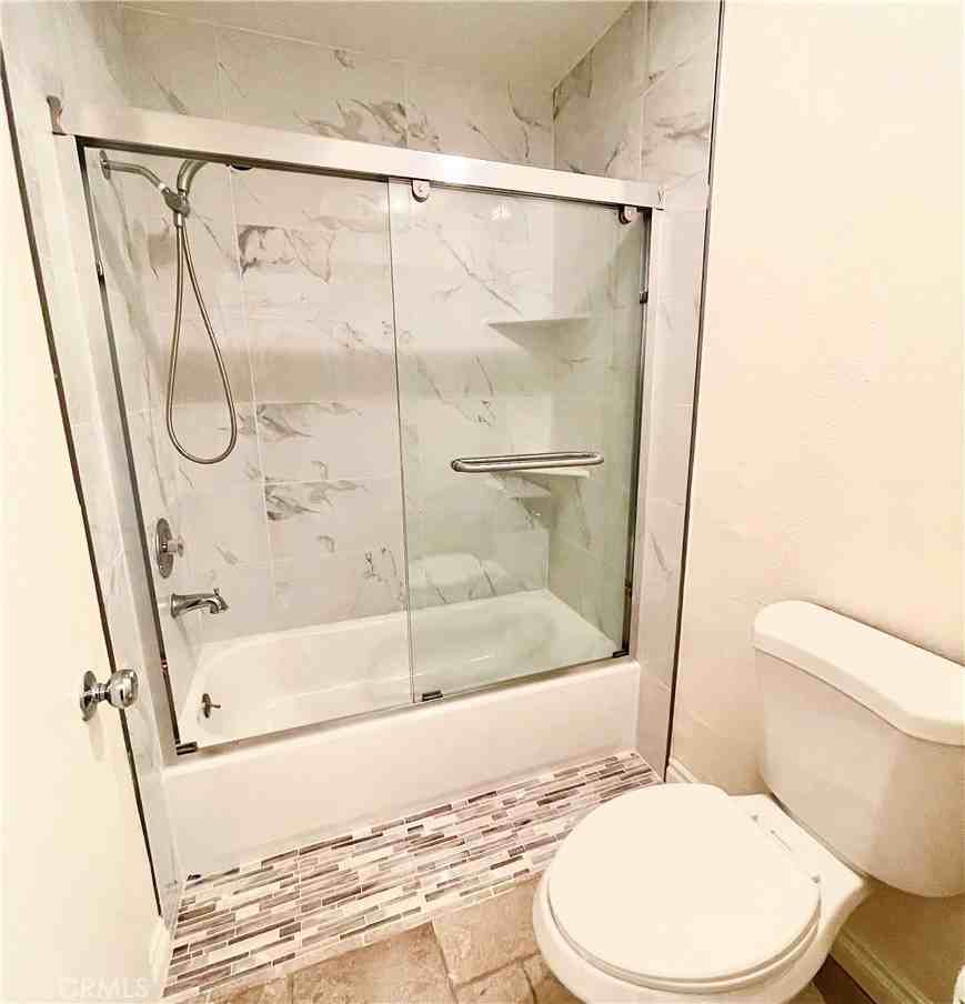 2644 S Quarry Ln #2644B - Photo 3 of 25