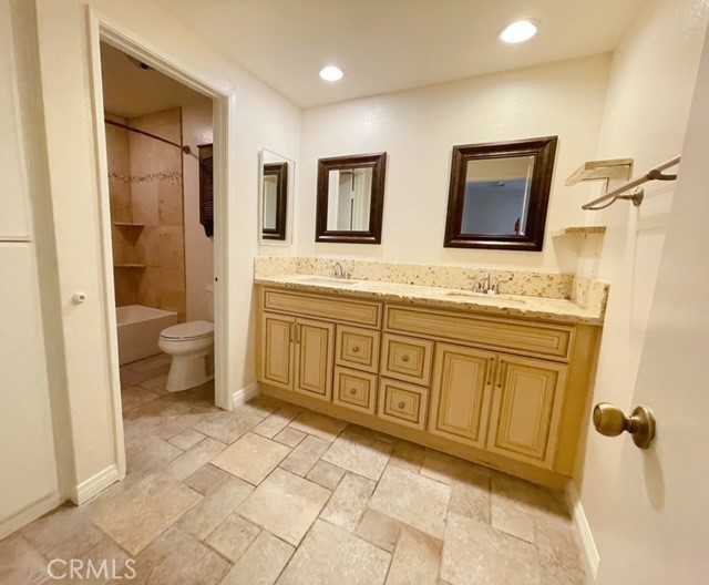 2644 S Quarry Ln #2644B - Photo 7 of 25