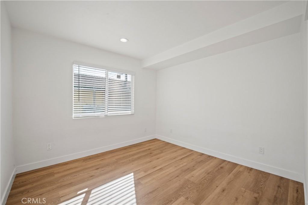 116 1/2 E Alberta St #116 - Photo 2 of 9