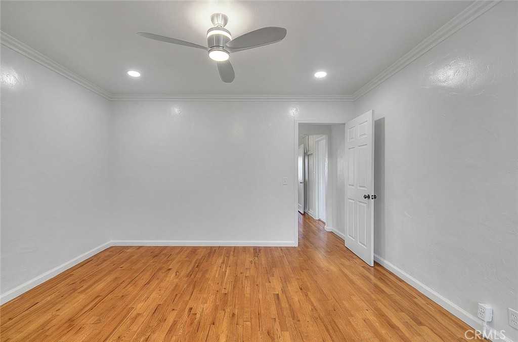 145 S Vista Grande #145A - Photo 2 of 50