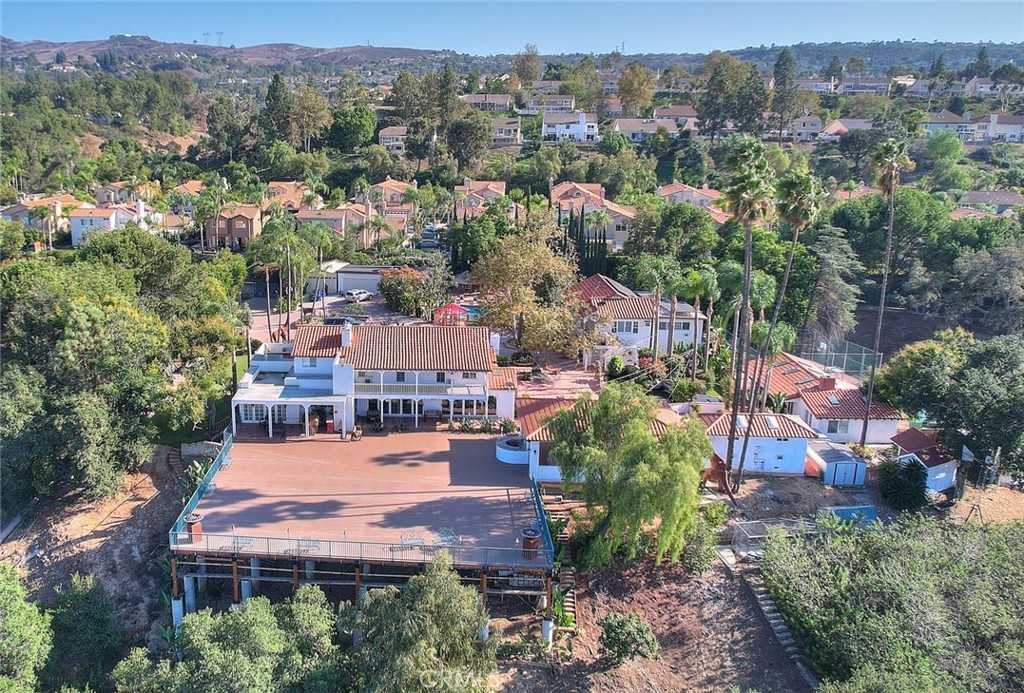 145 S Vista Grande #145A - Photo 7 of 50