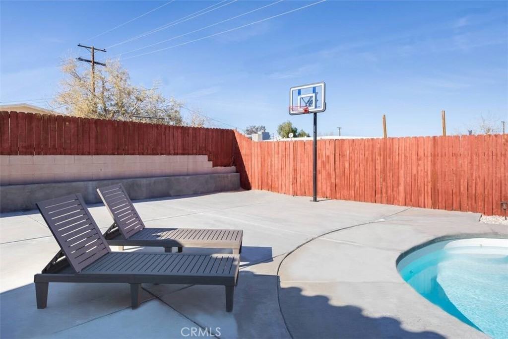 71620 Juanita Dr #71620 - Photo 5 of 26