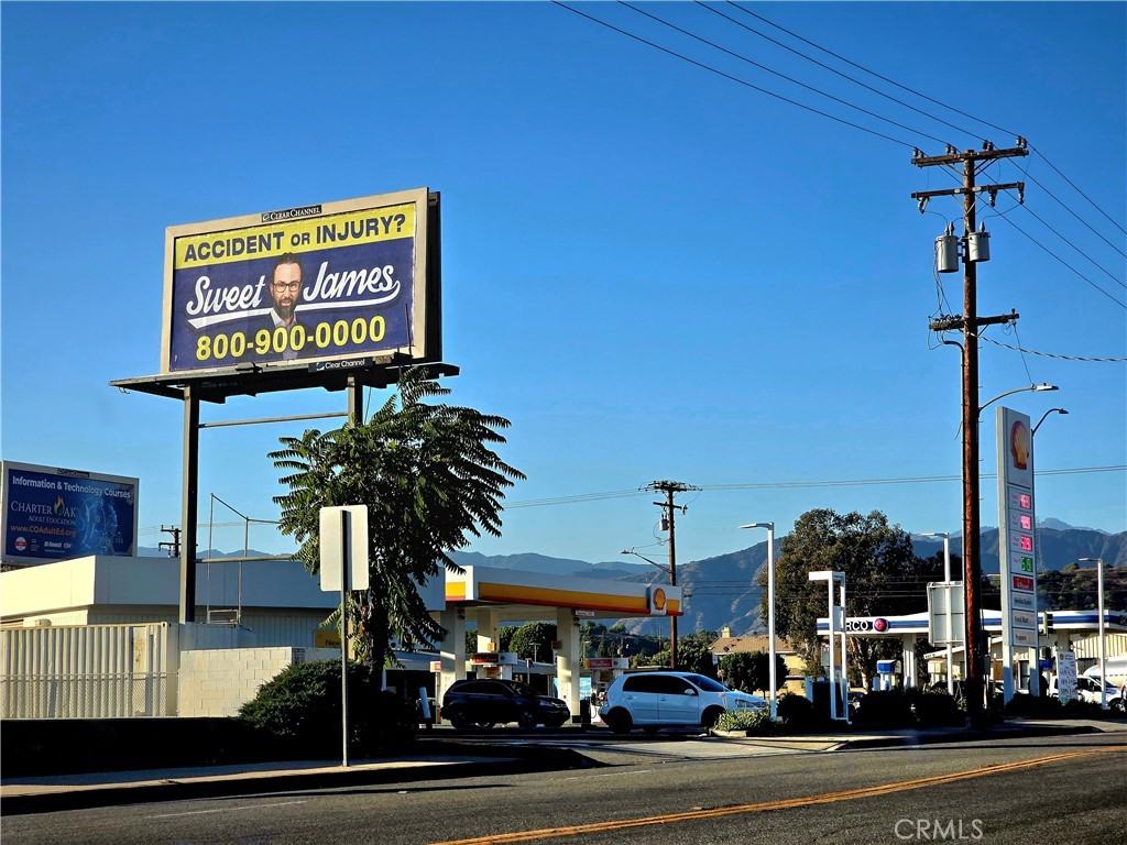 20821 E Calora St #20821E1 - Photo 4 of 8