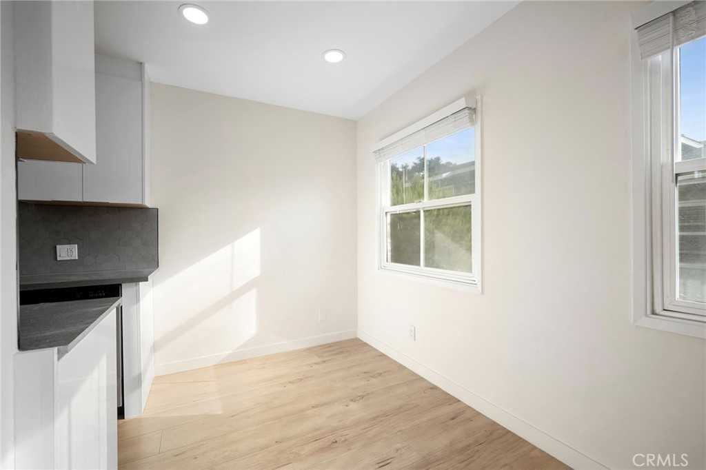 10230 Silverton Ave #10230-2 - Photo 2 of 21