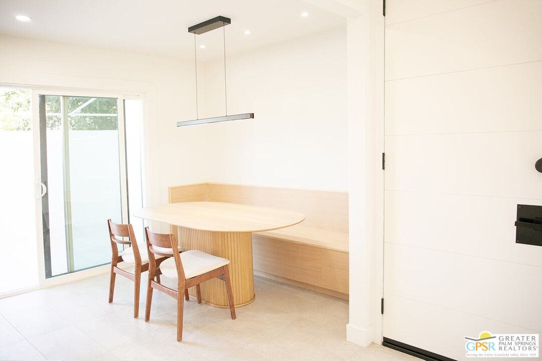 48940 Desert Flower Dr #48940 - Photo 2 of 31