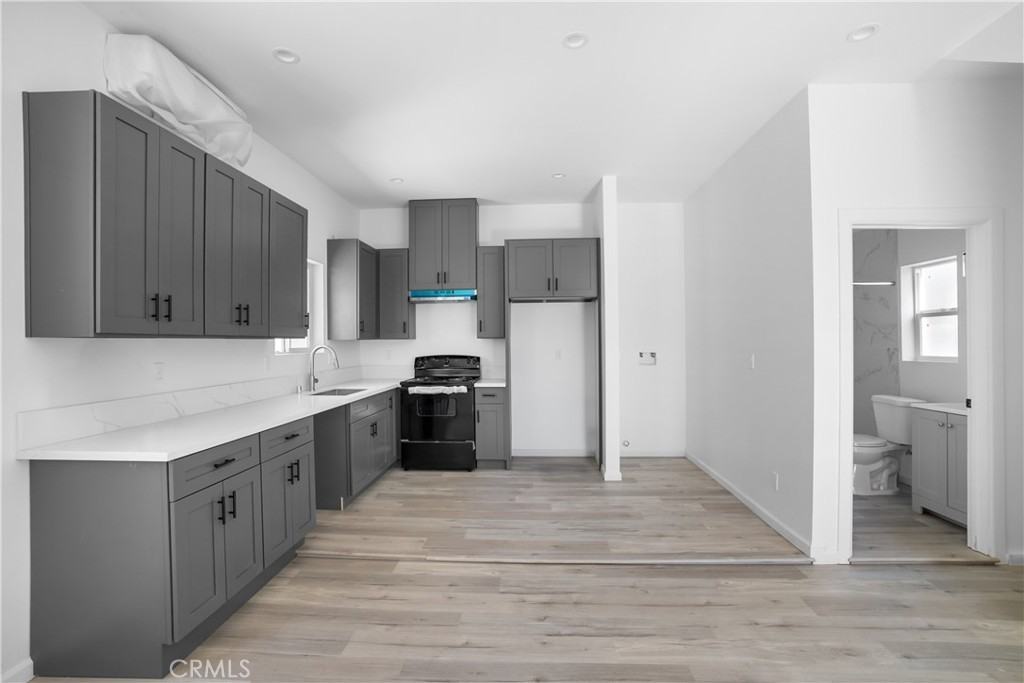 20551 Valerio St #20551 - Photo 7 of 9