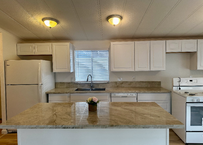 1780 Cyprus Ln - Photo 2 of 12