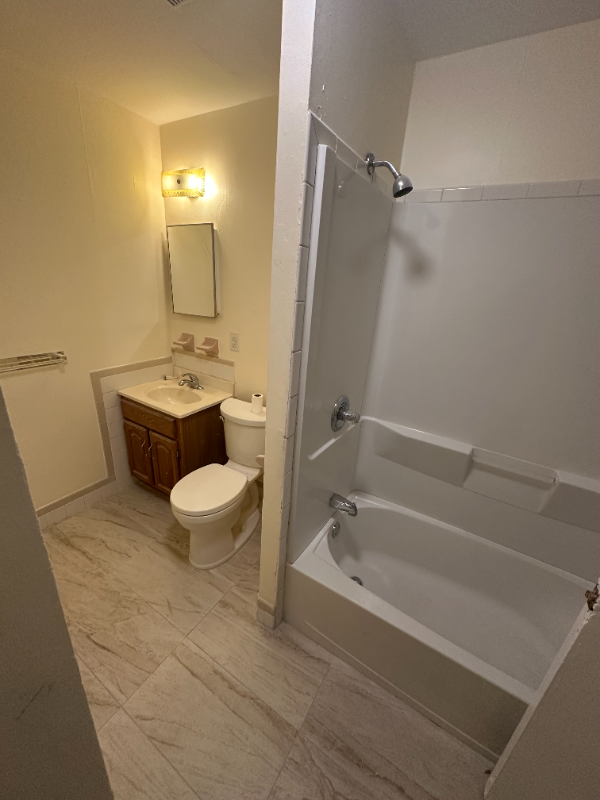 2776 Willits Rd - Photo 7 of 14