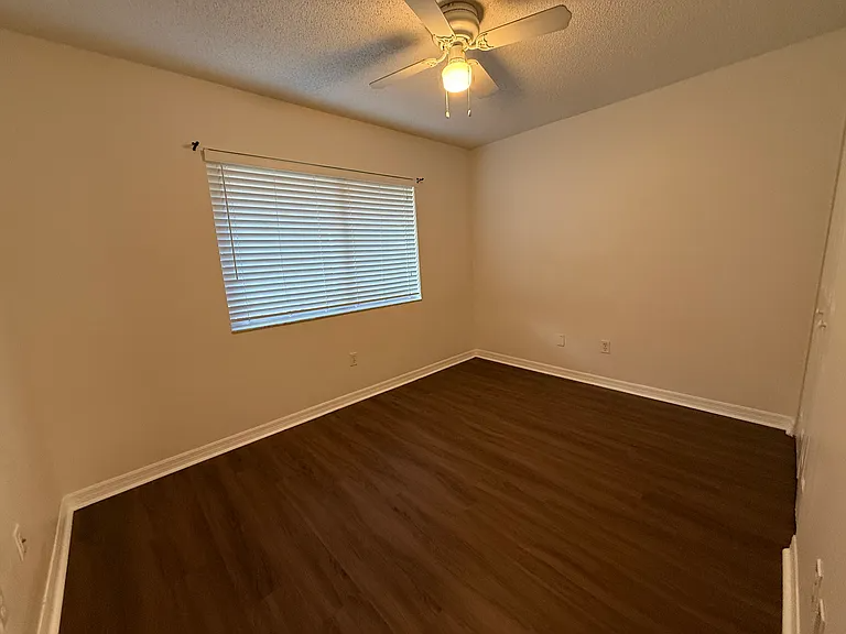 12117 Walden Woods Dr - Photo 5 of 8