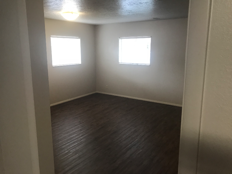 294 Nw - Photo 3 of 18