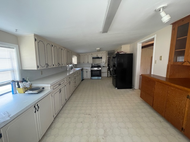 1001 S Boundary St - Photo 2 of 10