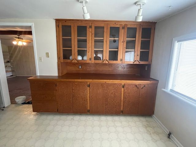 1001 S Boundary St - Photo 5 of 10