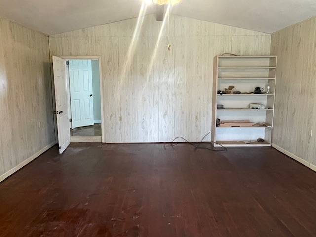 1001 S Boundary St - Photo 6 of 10