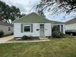 featured image of 430 E 309th St