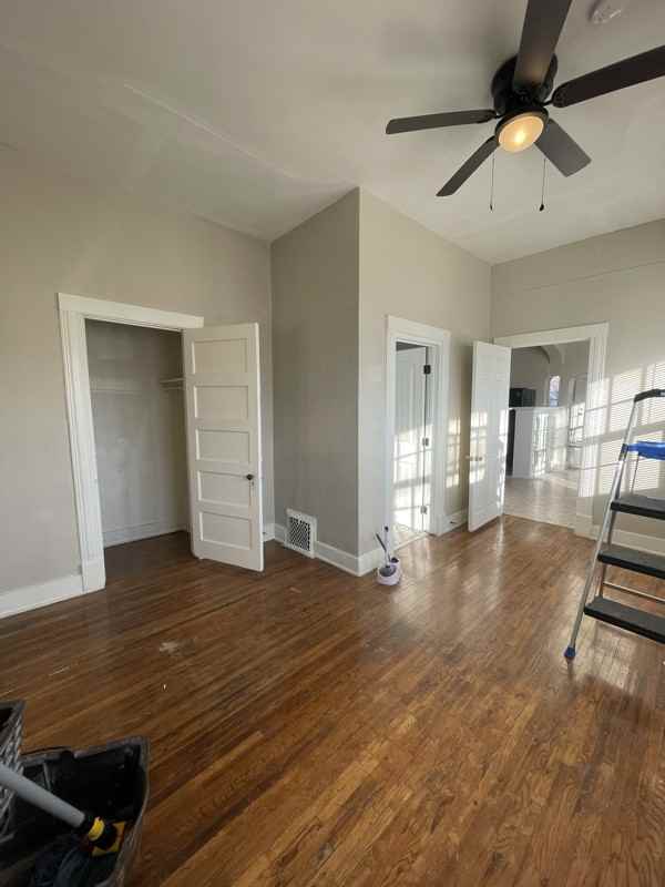 124 N Pearl Ave #1 - Photo 4 of 12