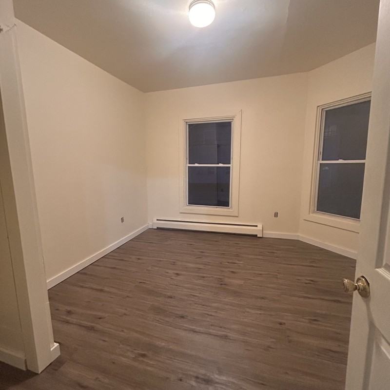 173 Chestnut St #1 - Photo 5 of 5