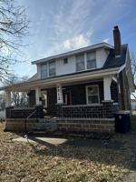 featured image of 8512 Woodland Ave