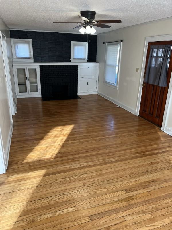 8512 Woodland Ave - Photo 3 of 14