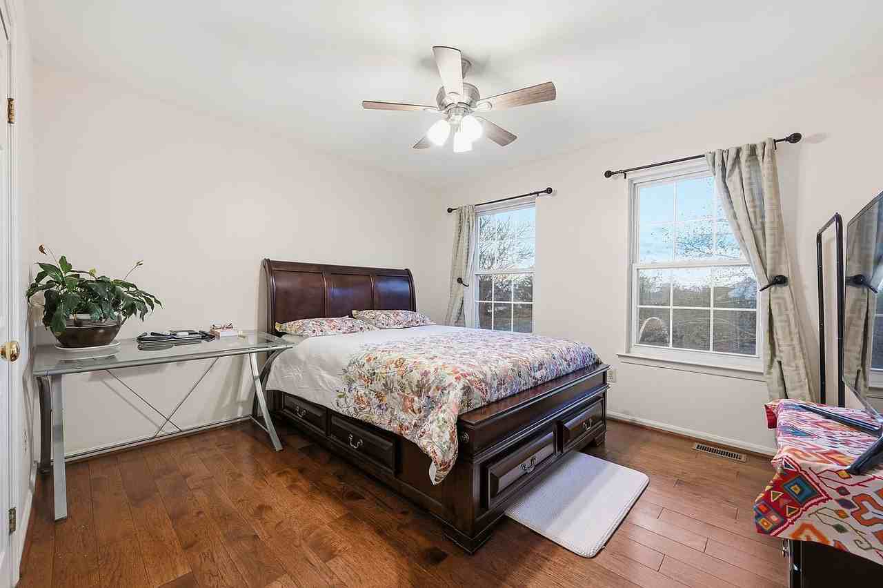 643 Northfield Ln #NA - Photo 3 of 18