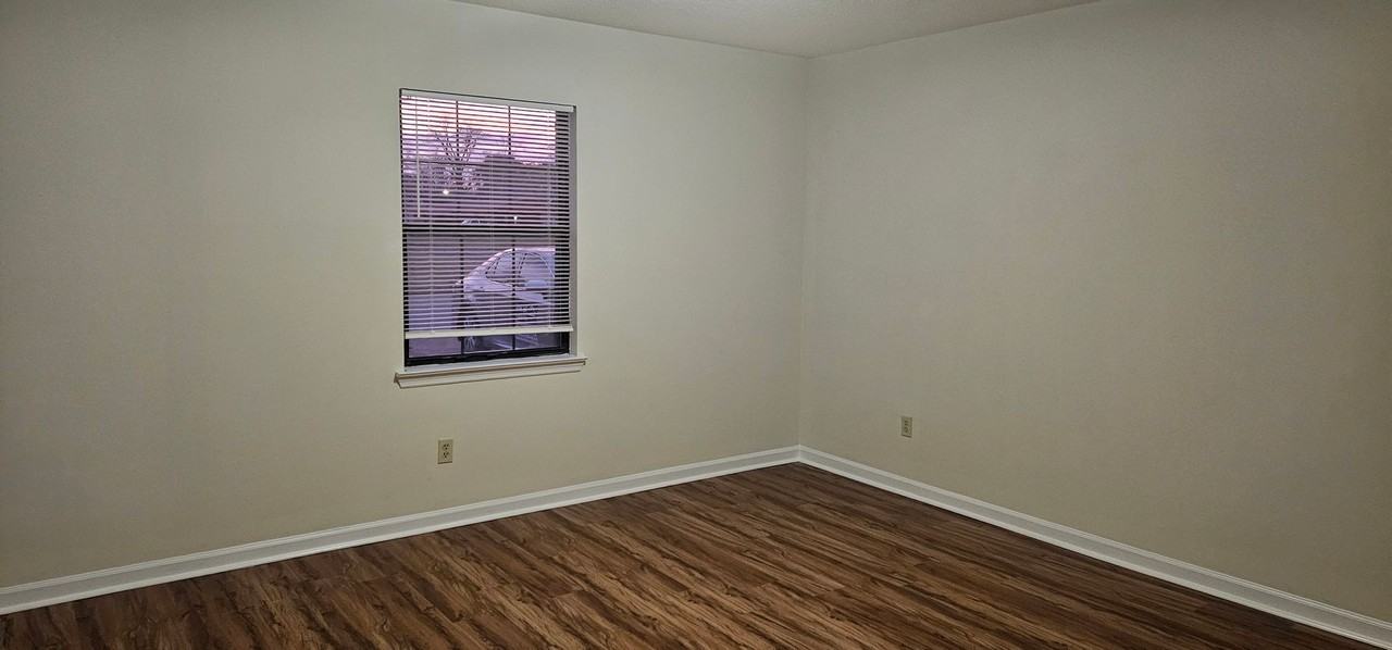 5101 N Moore Ln Apt A - Photo 5 of 20