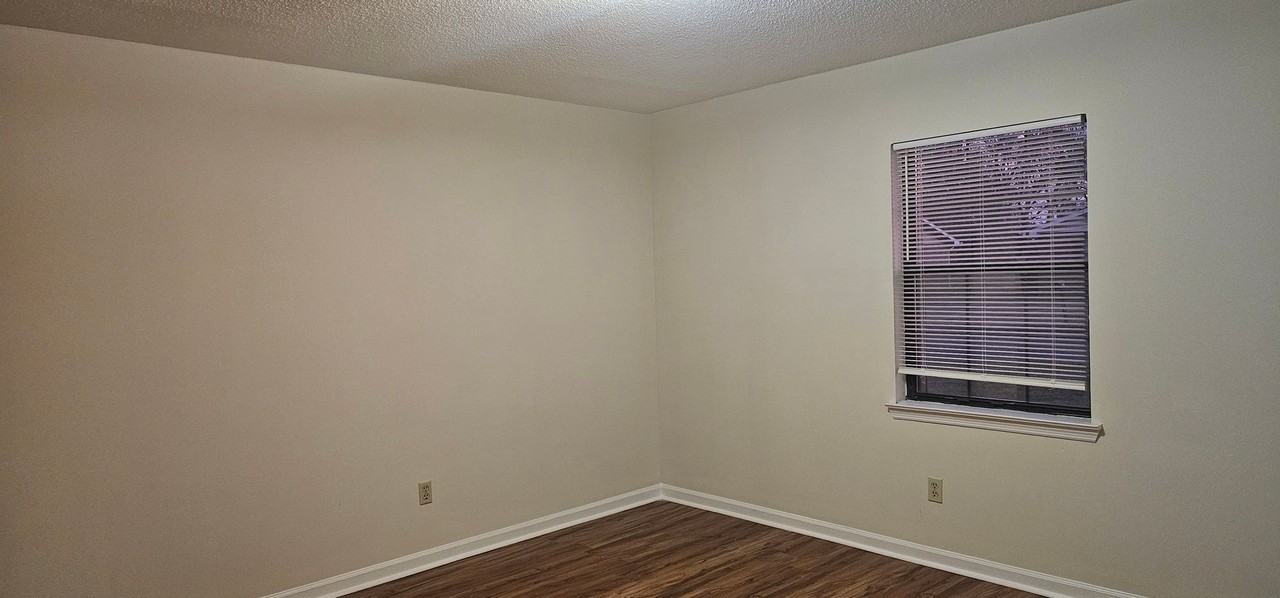 5101 N Moore Ln Apt A - Photo 7 of 20