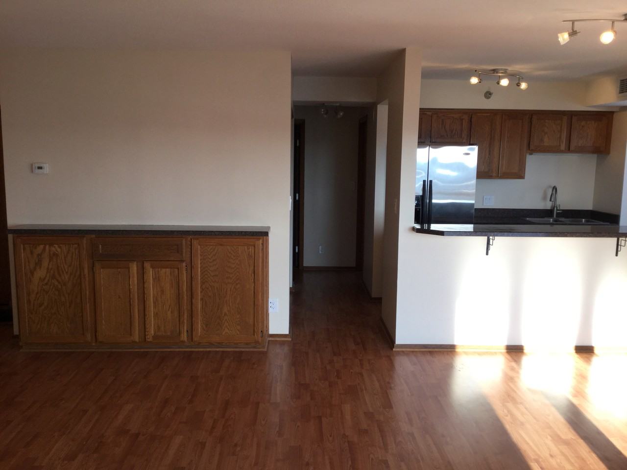 300 Walnut St #1302 - Photo 3 of 35