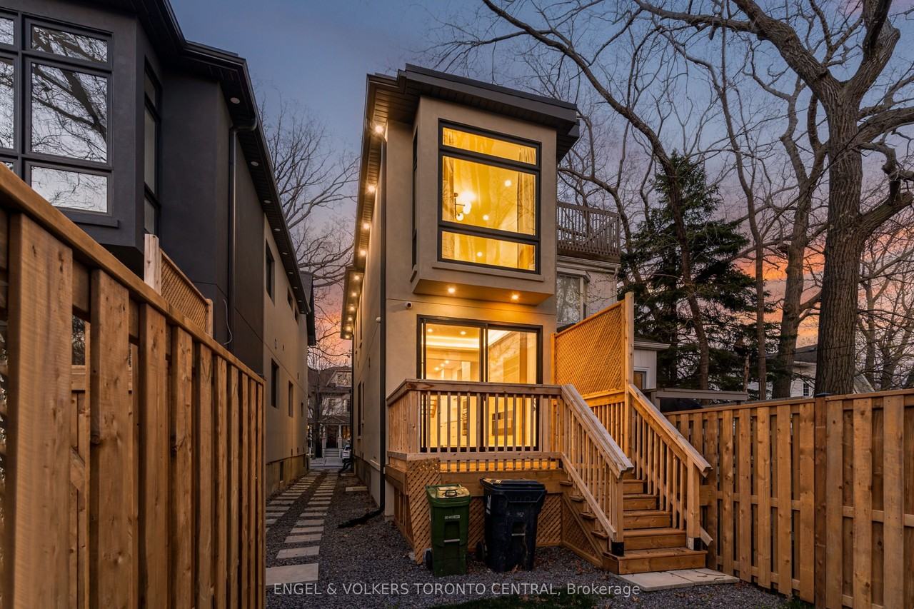 230 Willow Ave - Photo 5 of 48