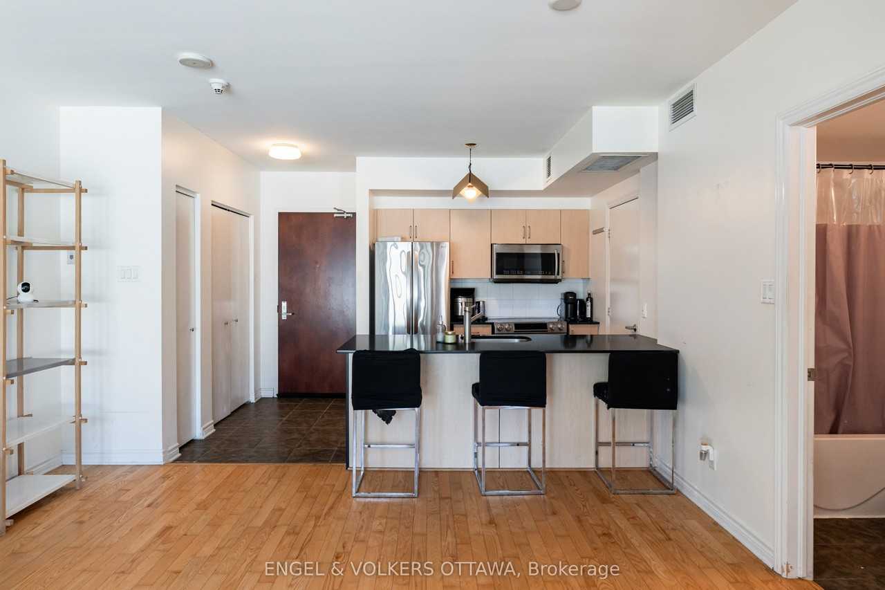 200 Apartment Building - Photo 7 of 19