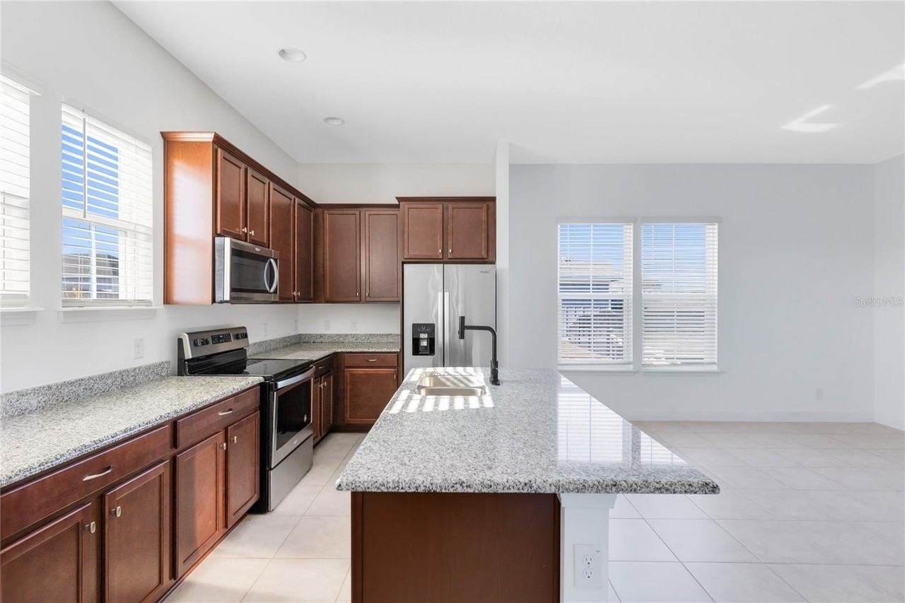 8966 Lower Carrel Cir - Photo 3 of 19