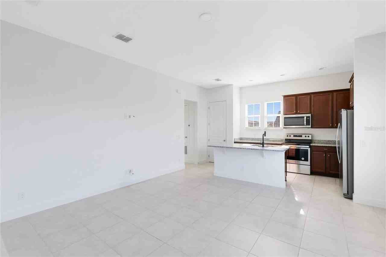 8966 Lower Carrel Cir - Photo 6 of 19