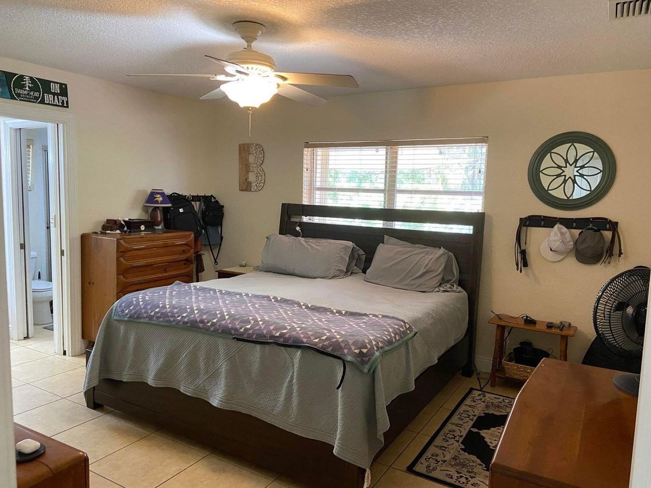 6797 Ne 7th Ave - Photo 3 of 8