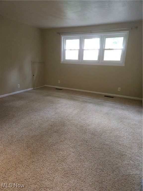 1382 9th St - Photo 6 of 16