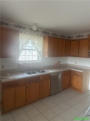 60 Dianne Pl - Photo 2 of 9