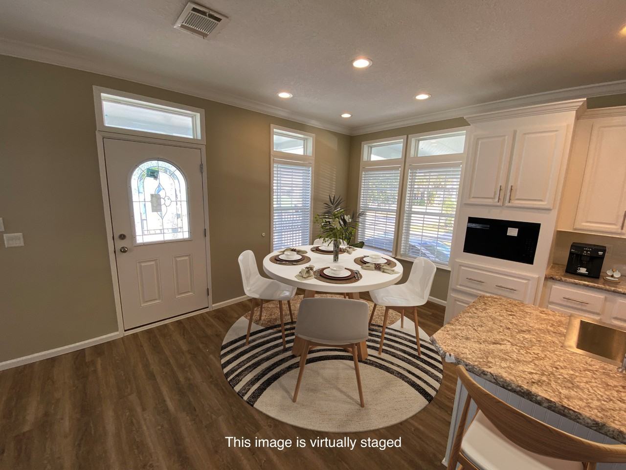 5307 Camelot Dr E #50 - Photo 6 of 35