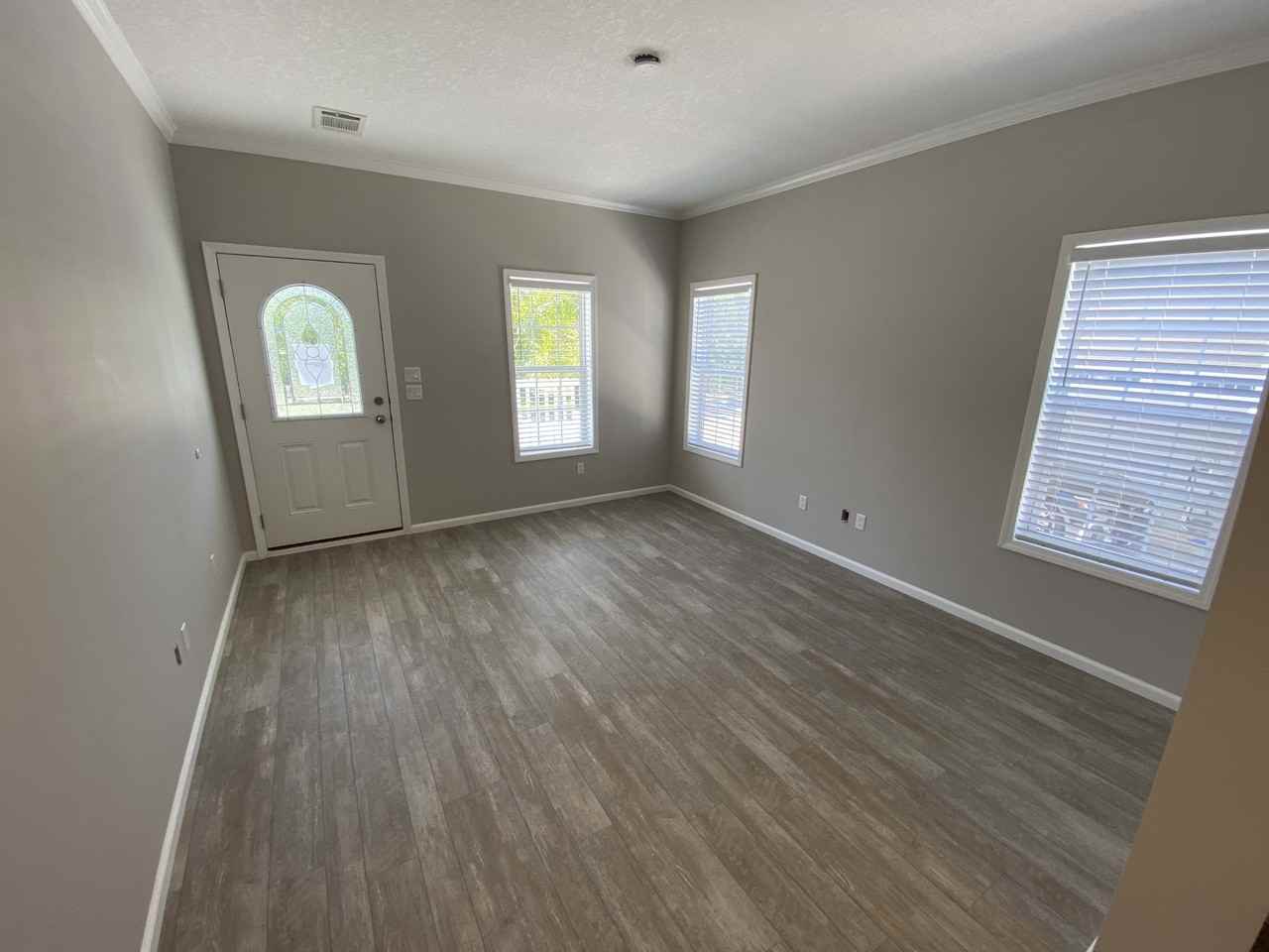 435 Cary Ln #306 - Photo 5 of 24