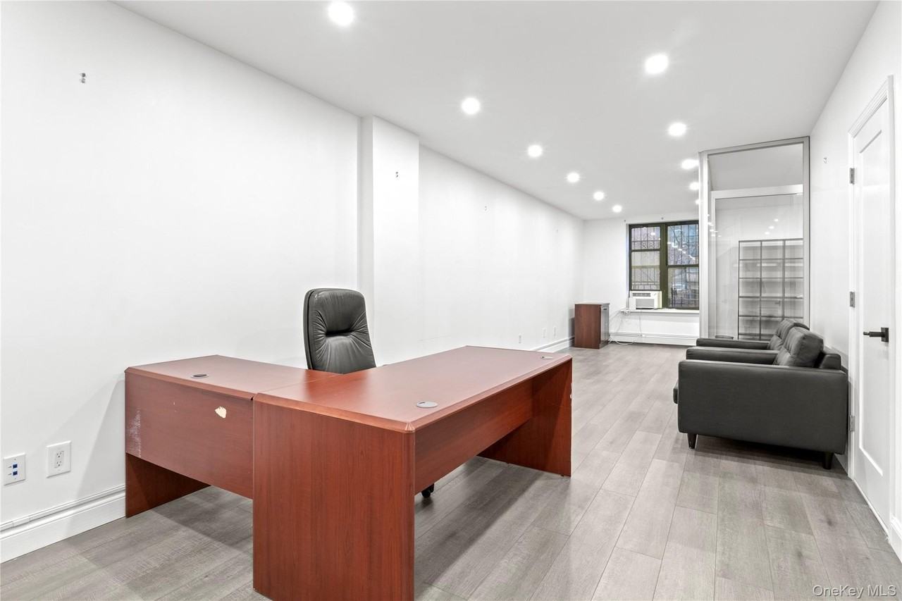 20 E 125th St #2 - Photo 7 of 10