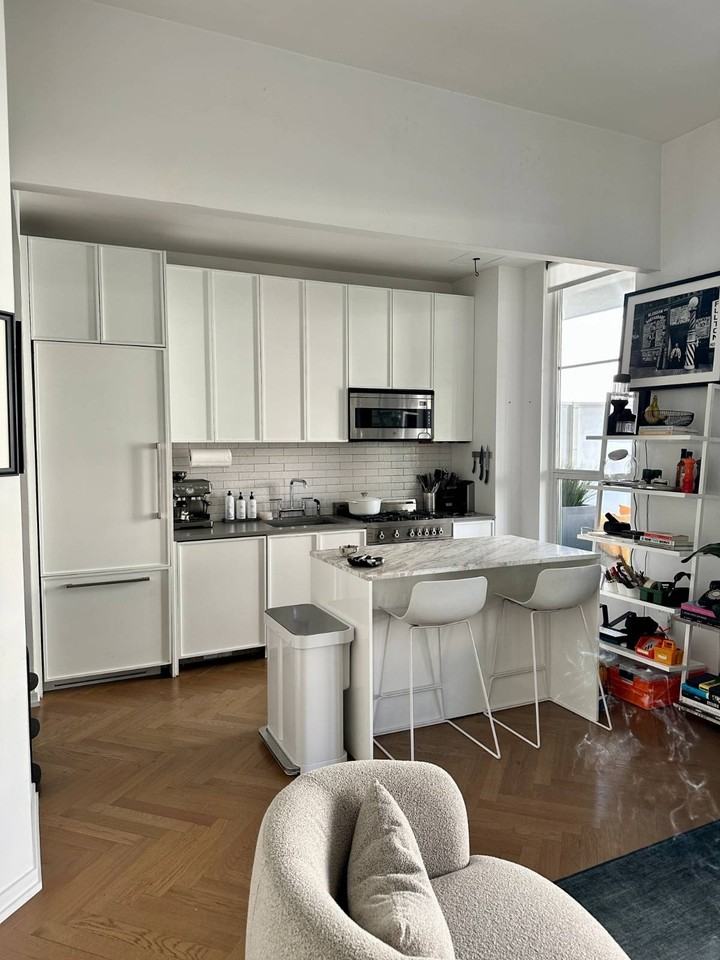 184 Kent Ave #A606 - Photo 3 of 16