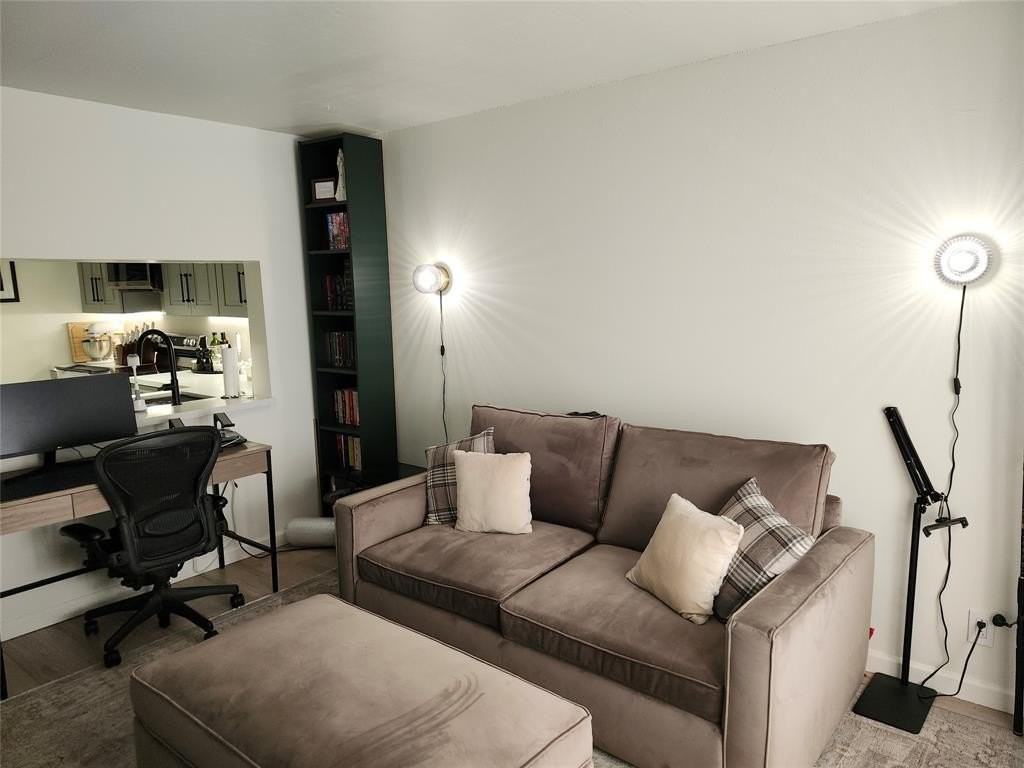 10004 Winding Lake Rd #101 - Photo 3 of 17