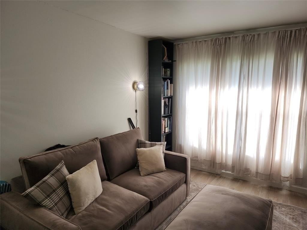 10004 Winding Lake Rd #101 - Photo 4 of 17