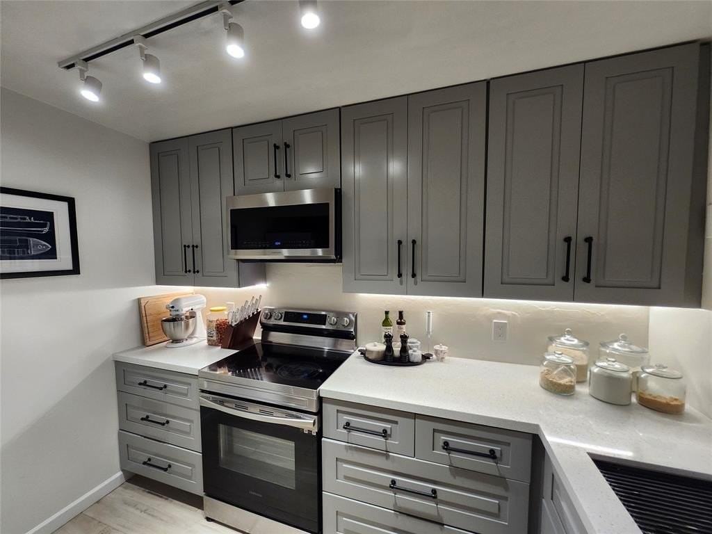 10004 Winding Lake Rd #101 - Photo 7 of 17