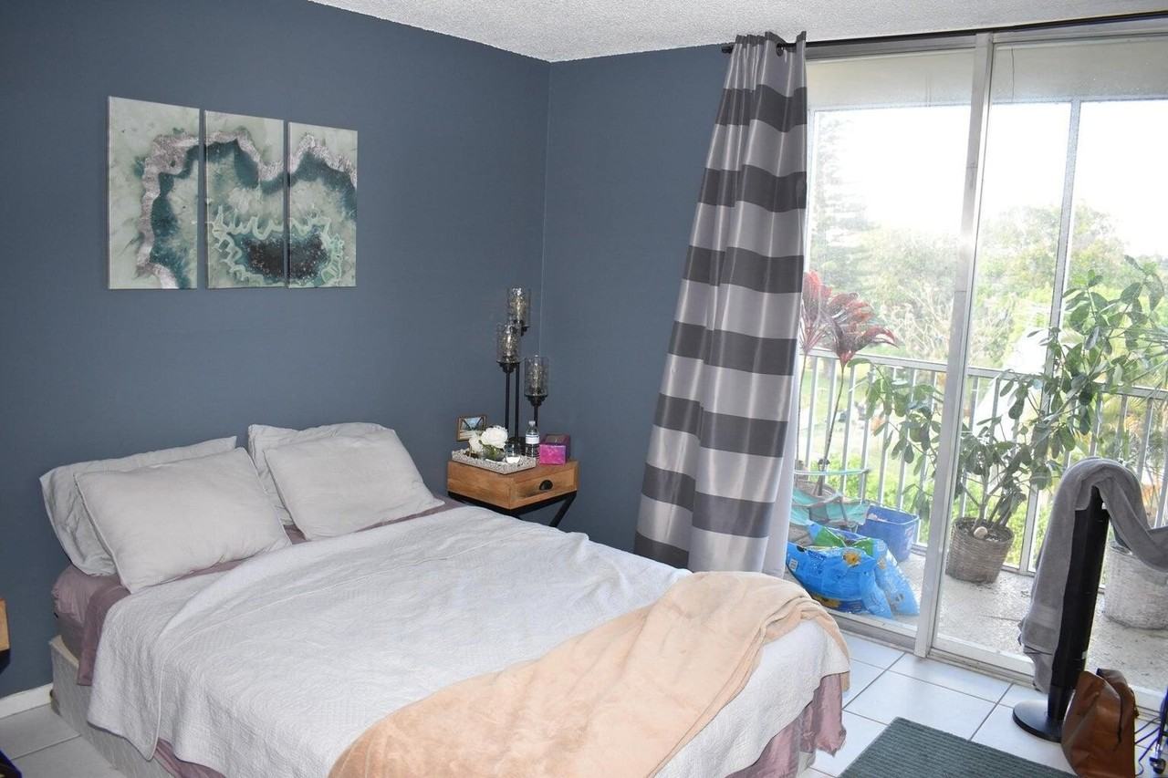 1131 Se 4th St #3060 - Photo 4 of 6