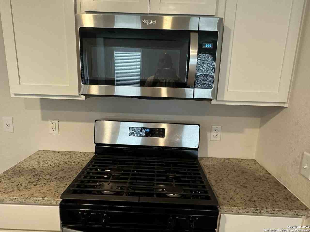 918 Andean Emerald - Photo 5 of 22