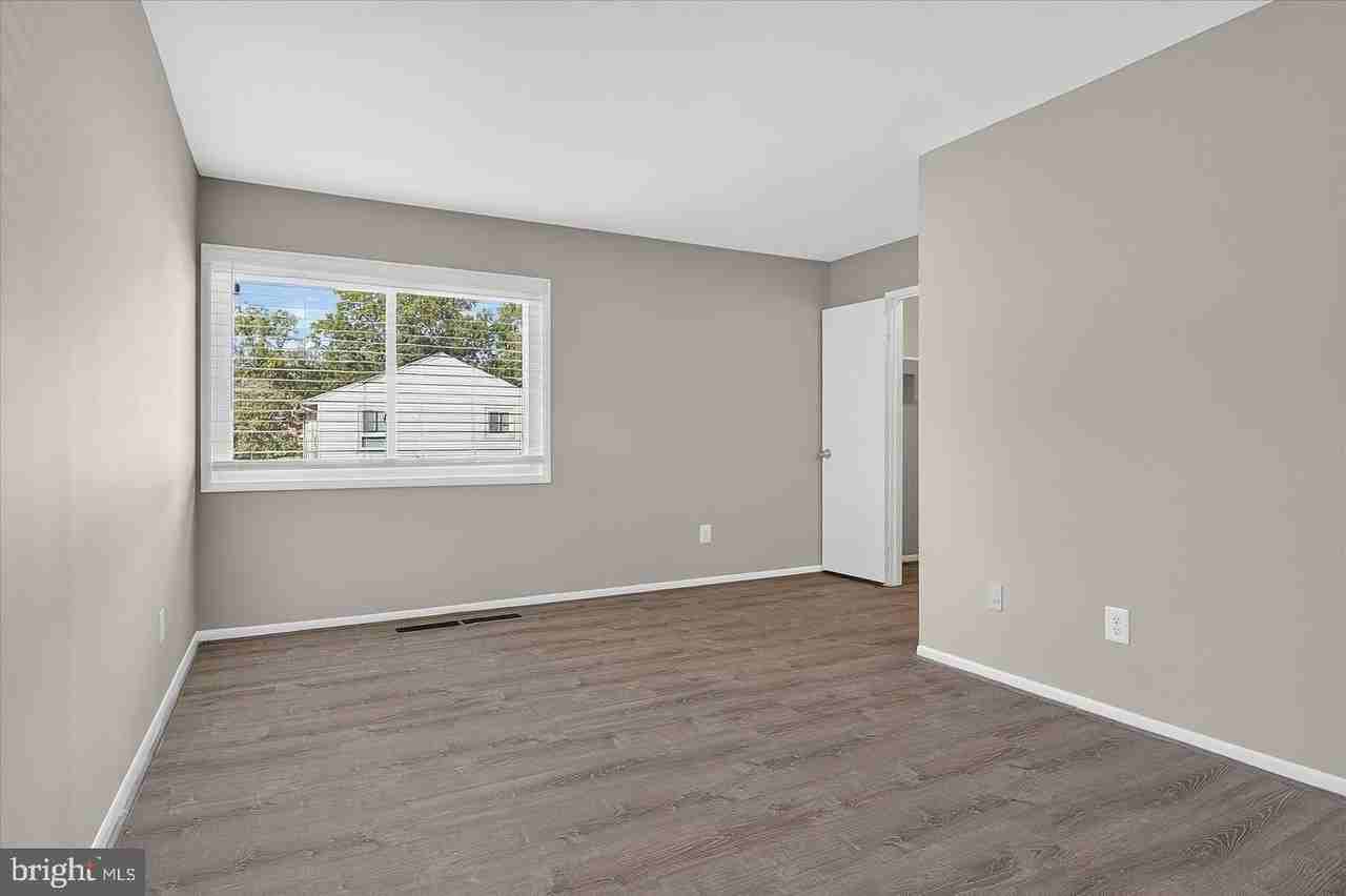 402 Reneau Way - Photo 5 of 23