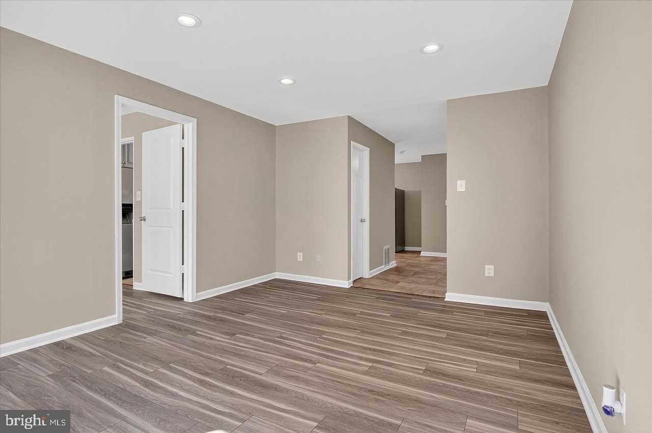 402 Reneau Way - Photo 7 of 23