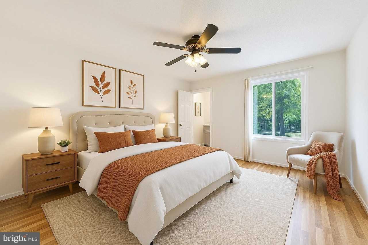 2232 Southgate Sq - Photo 4 of 48