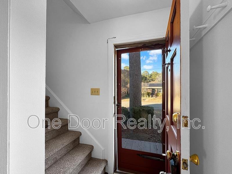 108 Adams St - Photo 5 of 24