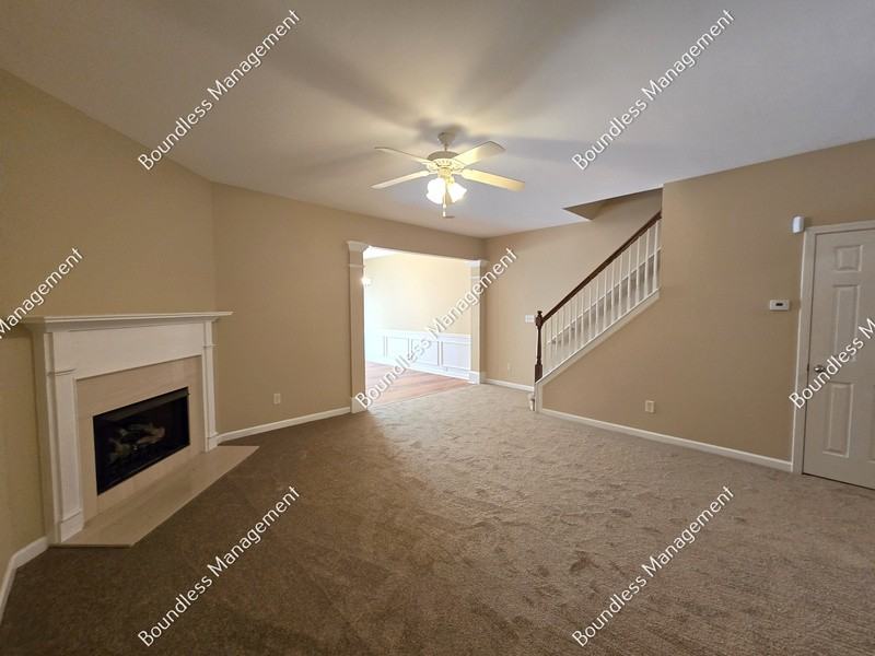 1722 Coleville Oak Ln - Photo 3 of 20