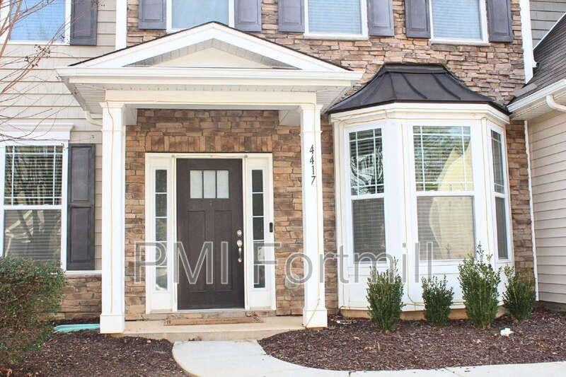 4417 Carrington Dr - Photo 3 of 48